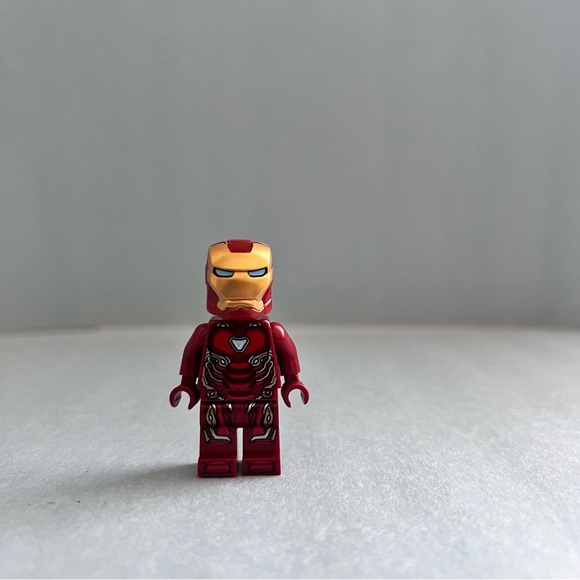 LEGO Marvel Super Heroes Iron Man Mark 50 Armor Minifigure - Picture 1 of 5